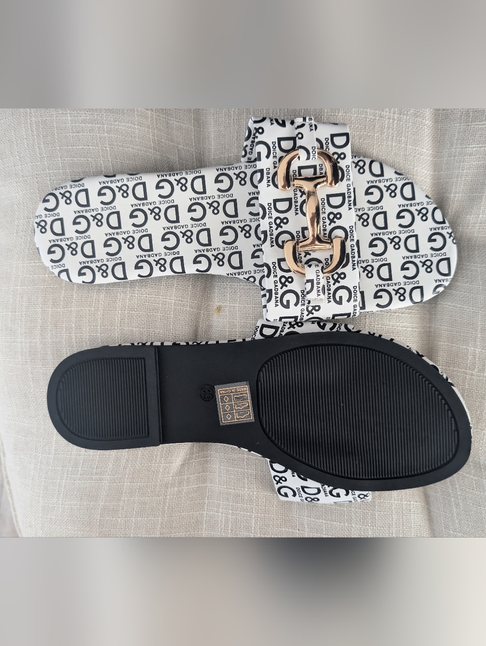 D&G White Logo Slide Sandals with Gold Buckle from Tik Tok Shop - Picture 4 of 6